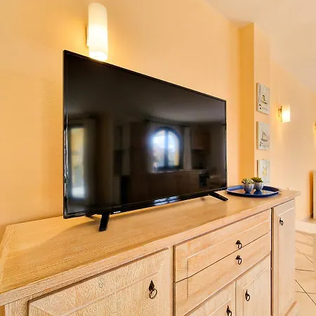 Apartment Leberides *