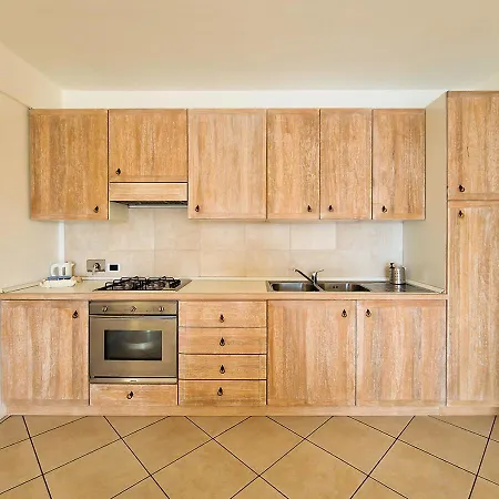 Apartment Leberides *